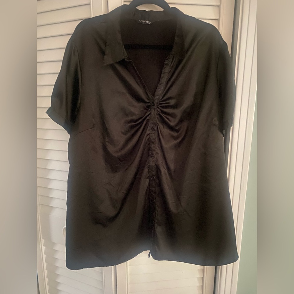 ❤️ Black Satin Shirt with Ruching